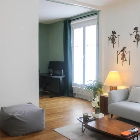 Charming 2-bedroom In The 16 *