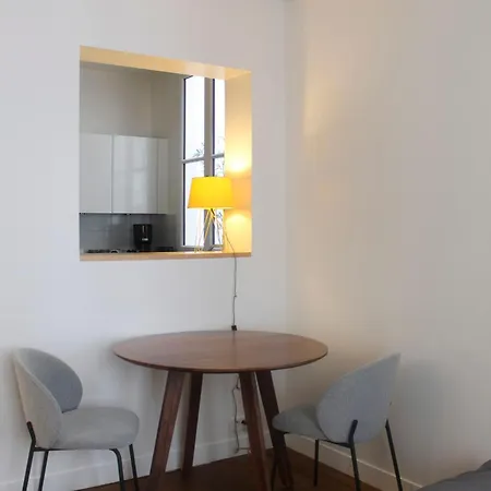 Charming 2-bedroom In The 16 * Parigi