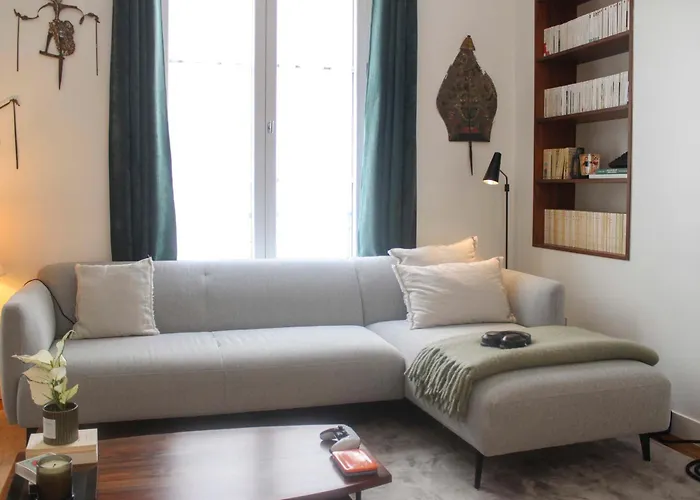 Charming 2-bedroom In The 16 *