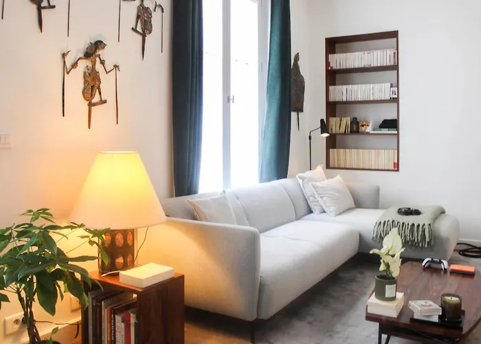 Charming 2-bedroom In The 16