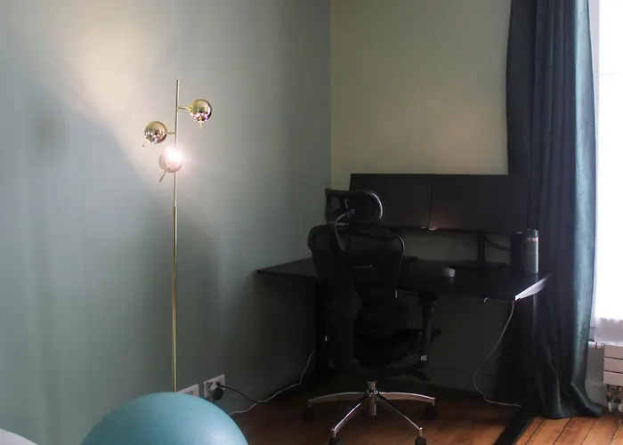 Charming 2-bedroom In The 16 باريس