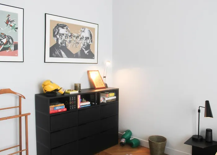 Charming 2-bedroom In The 16 *